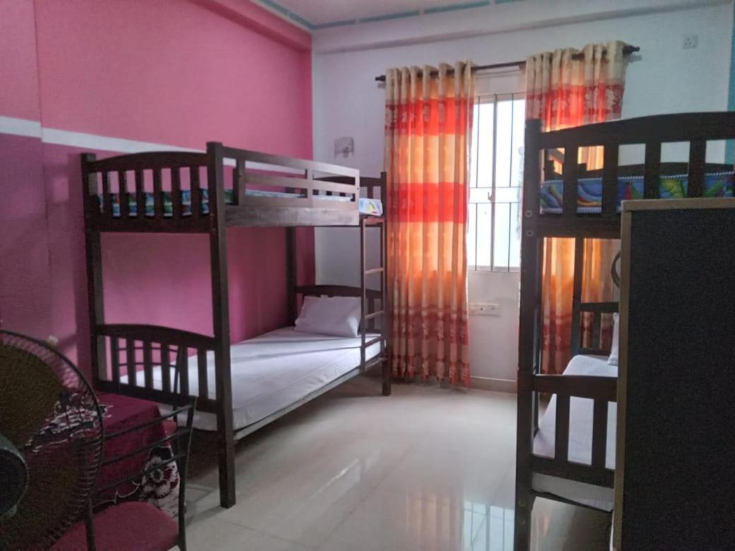 Le Petit Hotel & Restaurant Negombo Esterno foto